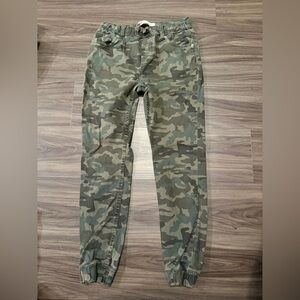 Levi's Boys Green Camo Joggers size 14